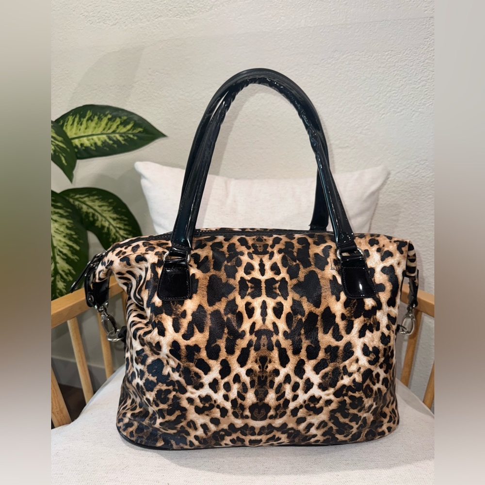 Kathy Van Zeeland Leopard Animal Print Duffle Travel Shoulder Weekender Purse XL - Picture 5 of 16